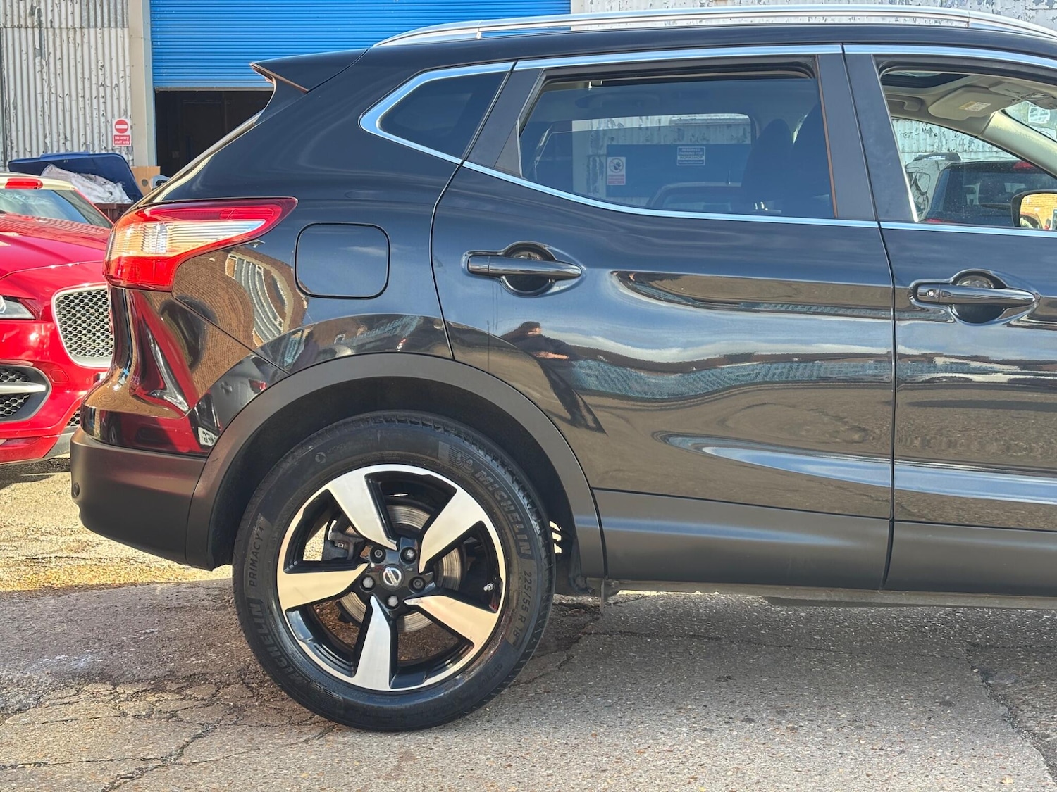 Used Nissan Qashqai 2015 for sale - 76440792: Photo 16