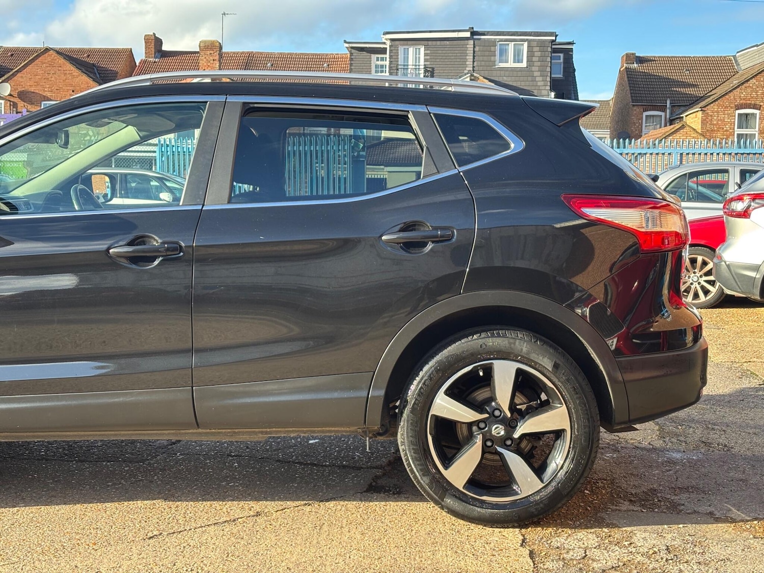 Used Nissan Qashqai 2015 for sale - 76440792: Photo 5