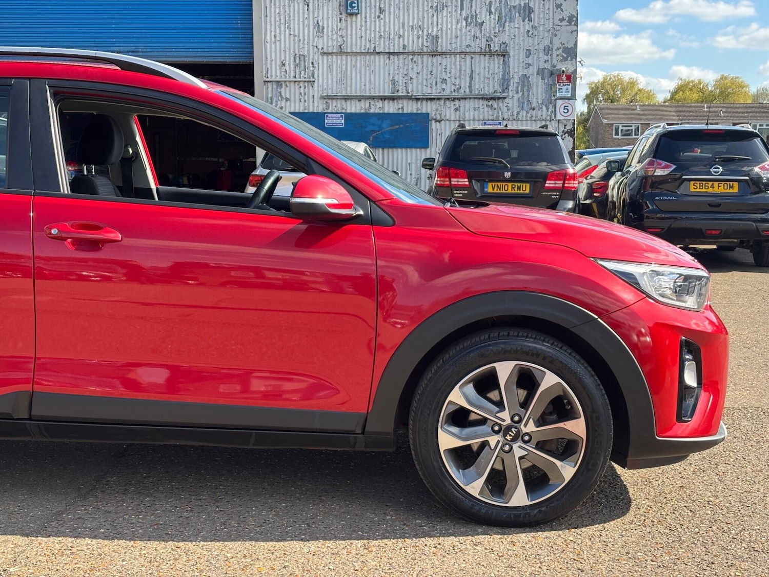 Used Kia Stonic 2018 for sale - 78116240: Photo 9
