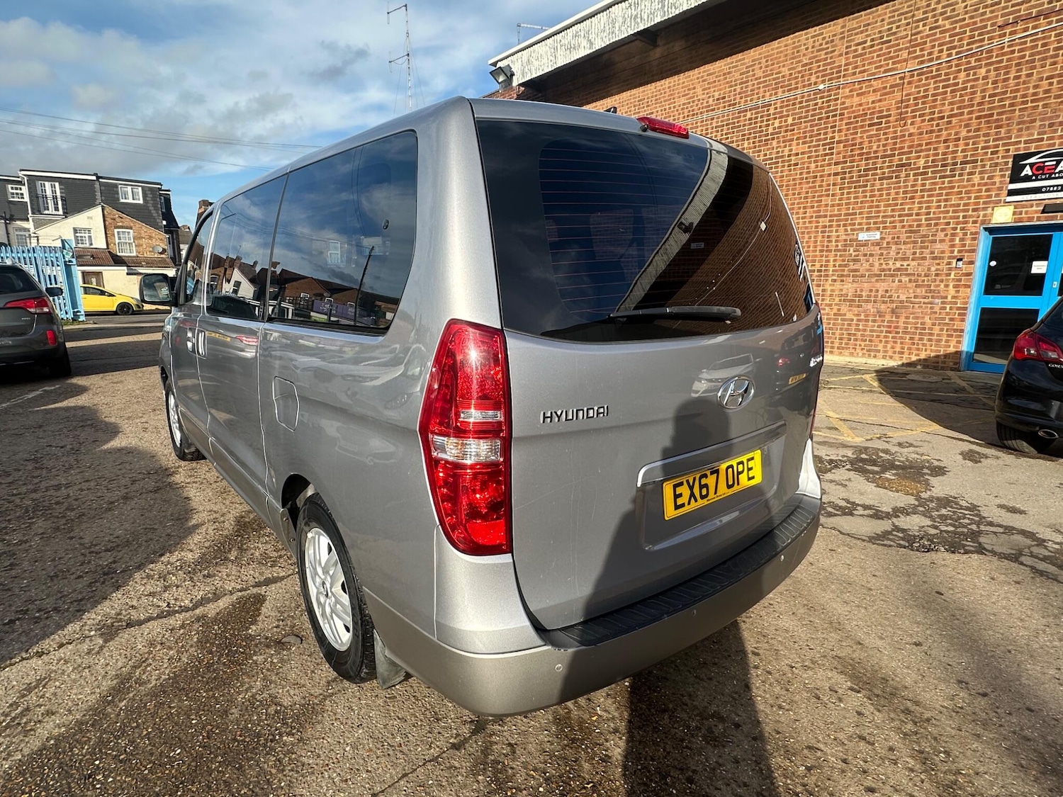 Used Hyundai i800 2017 for sale - 77314915: Photo 5