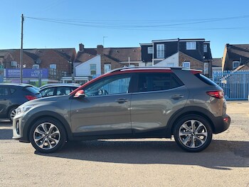 Used Kia Stonic 2018 for sale - 78384652: Photo