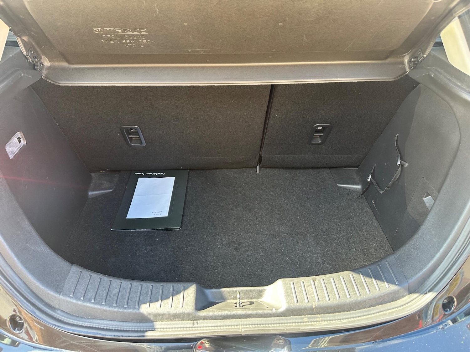 Used Mazda Mazda2 2018 for sale - 76042211: Photo 21