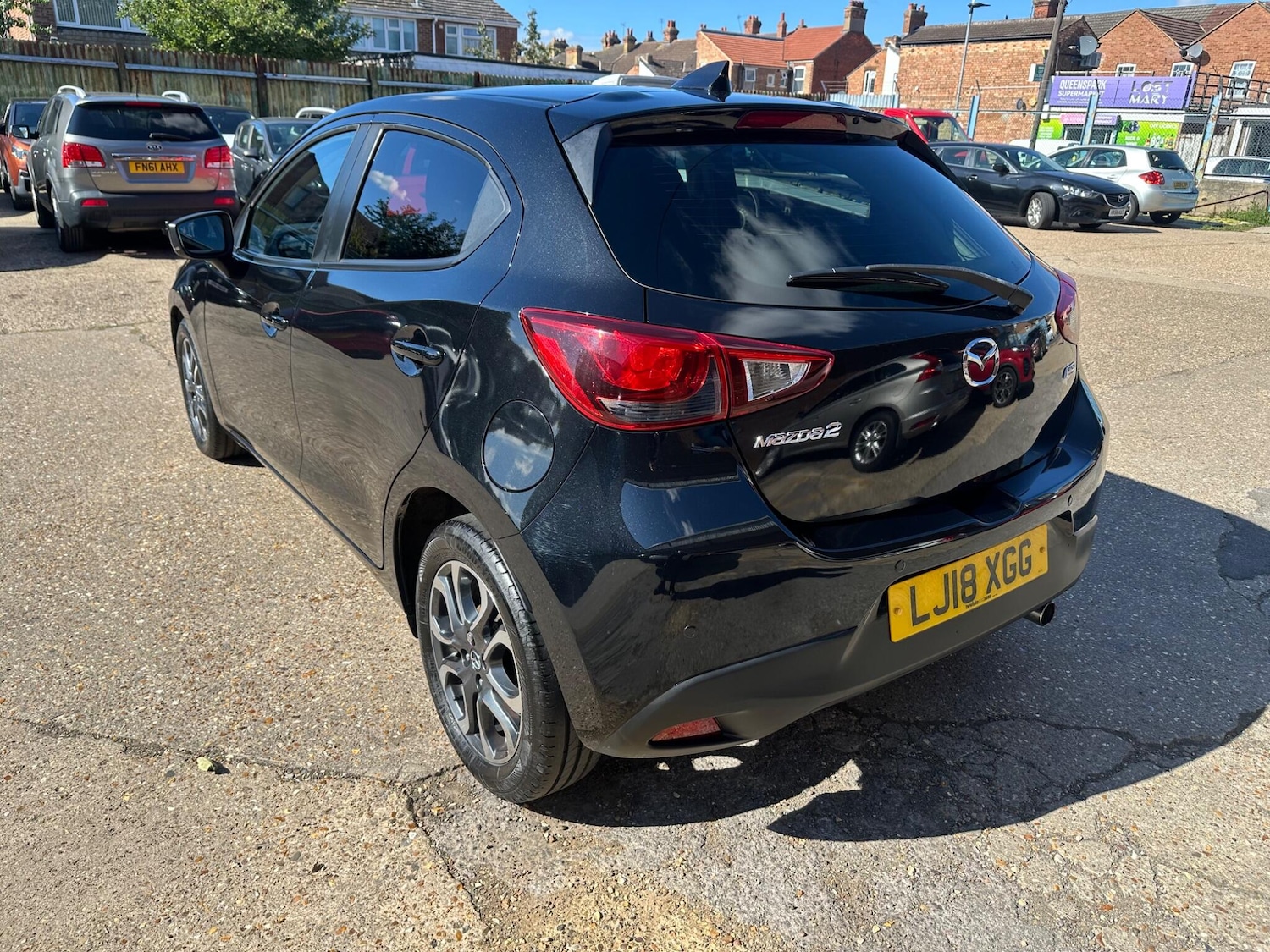 Used Mazda Mazda2 2018 for sale - 76042211: Photo 8
