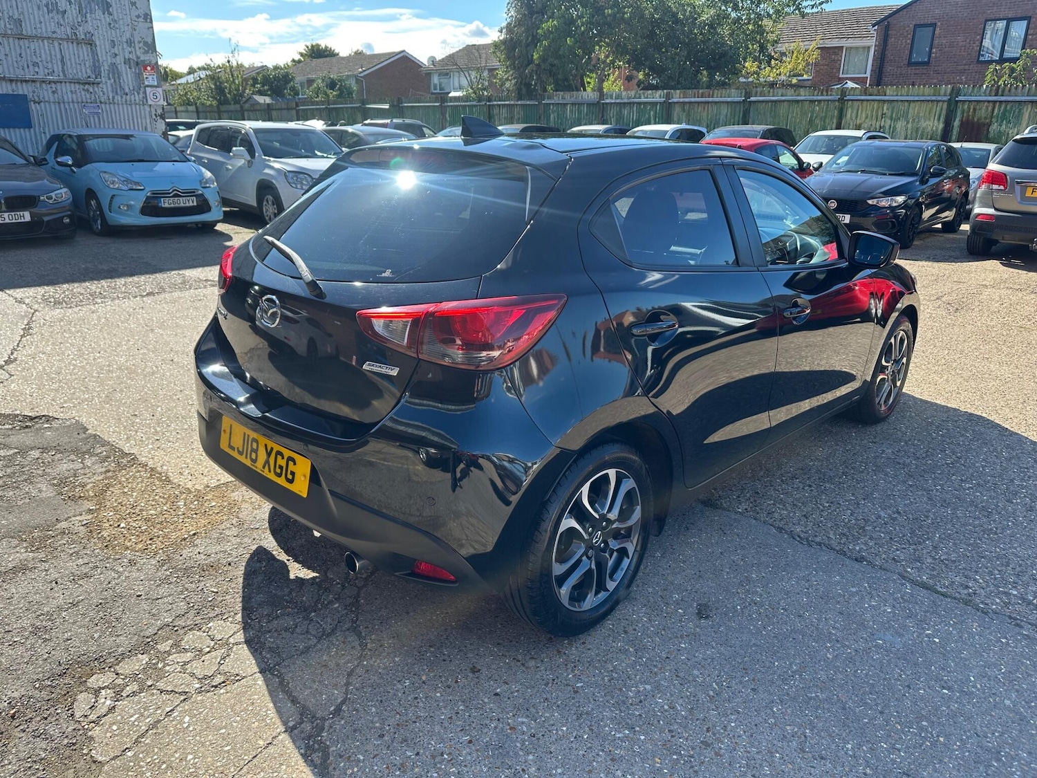 Used Mazda Mazda2 2018 for sale - 76042211: Photo 9