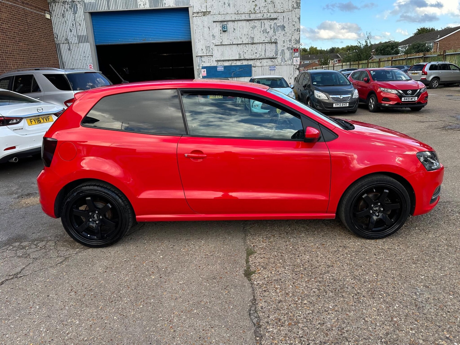 Used Volkswagen Polo 2017 for sale - 77057397: Photo 12