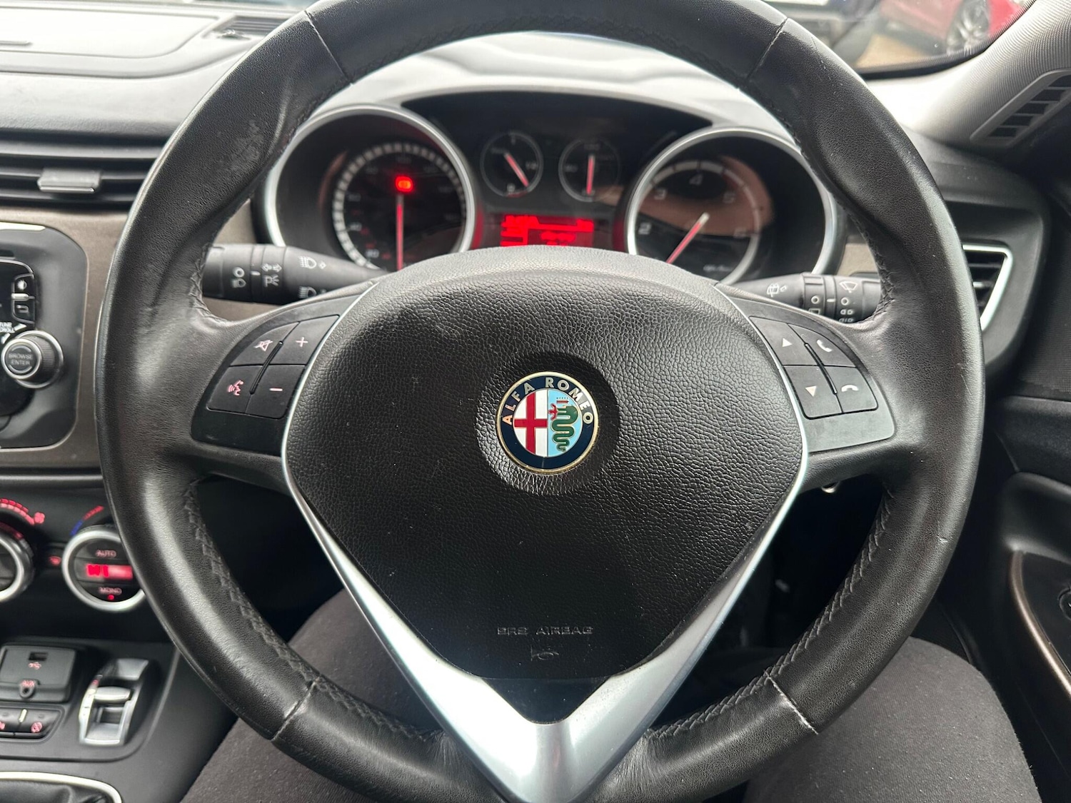 Used Alfa Romeo Giulietta 2014 for sale - 77143351: Photo 31
