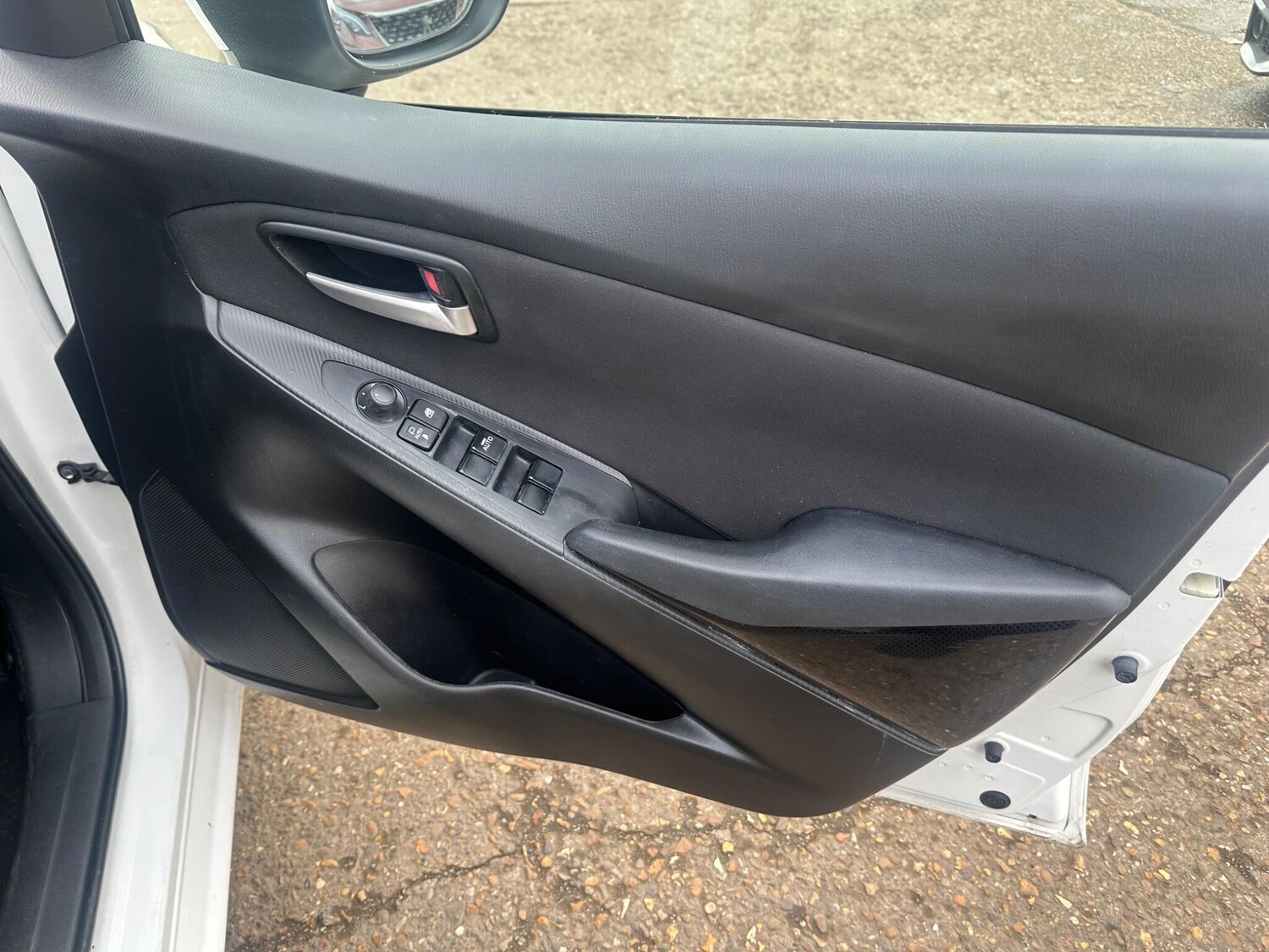 Used Mazda Mazda2 for sale - 77496099: Photo 26