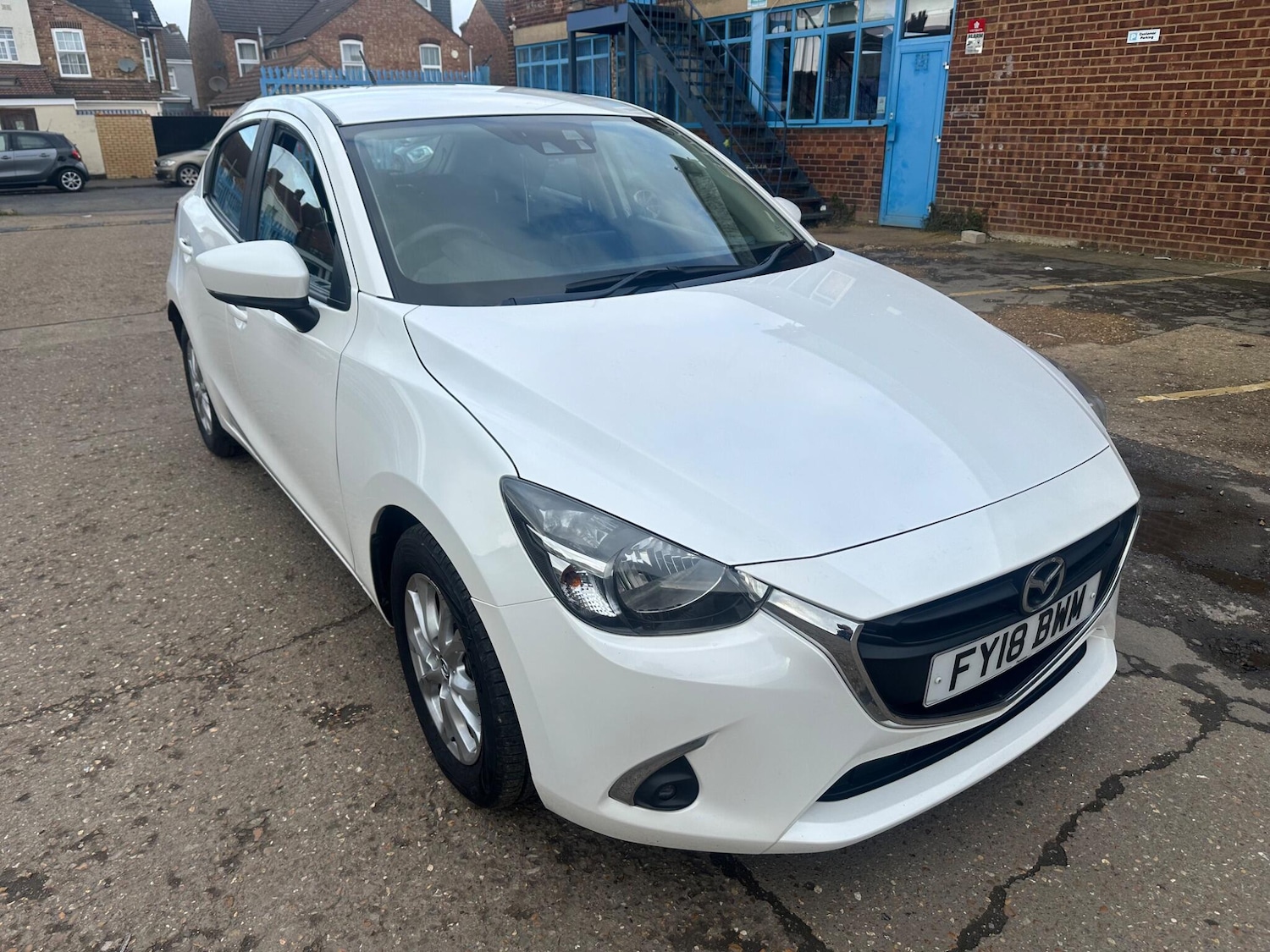 Used Mazda Mazda2 for sale - 77496099: Photo 3