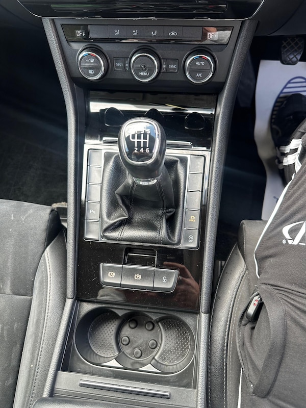 Used Skoda Superb 2016 for sale - 75645720: Photo 35