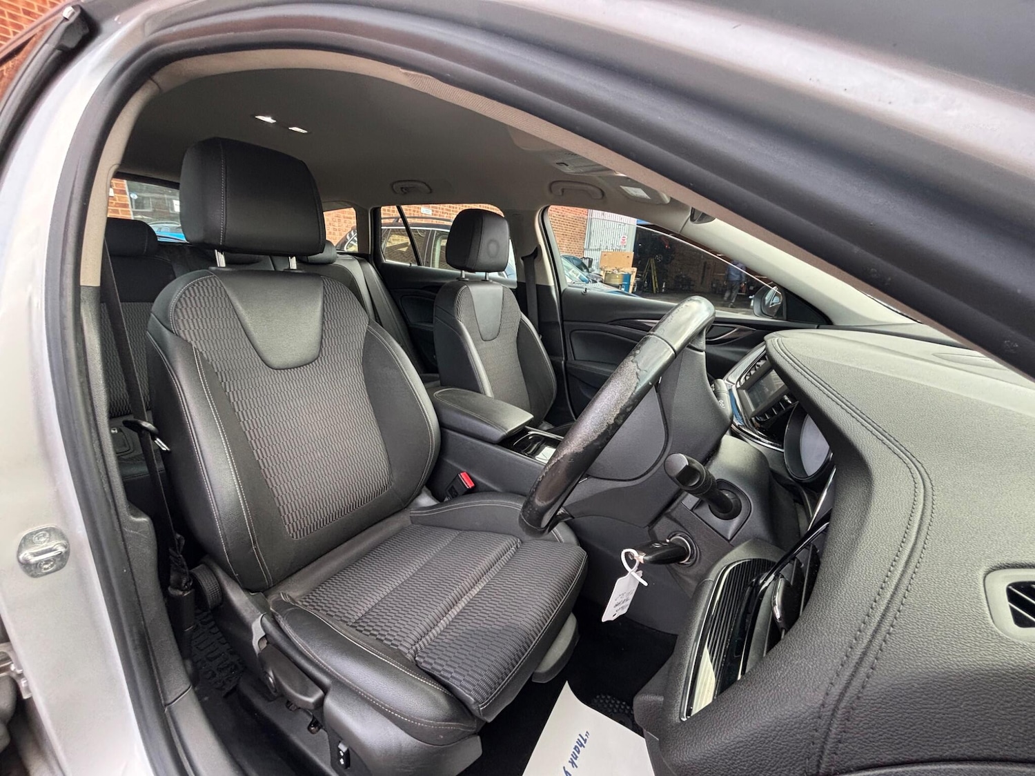 Used Vauxhall Insignia 2019 for sale - 76849899: Photo 10