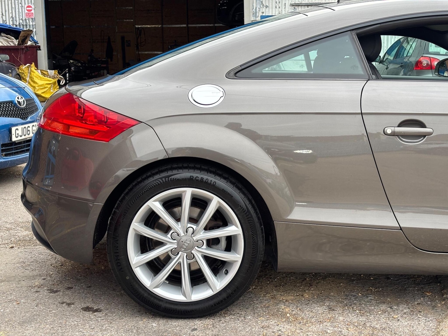 Used Audi TT 2011 for sale - 76315229: Photo 13