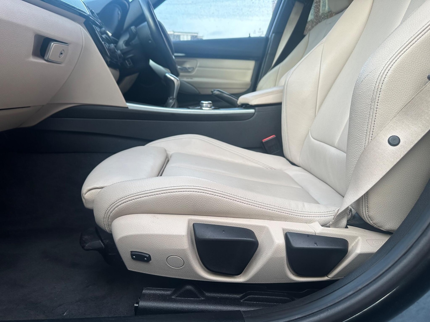 Used BMW 3 Series 2016 for sale - 76499119: Photo 16