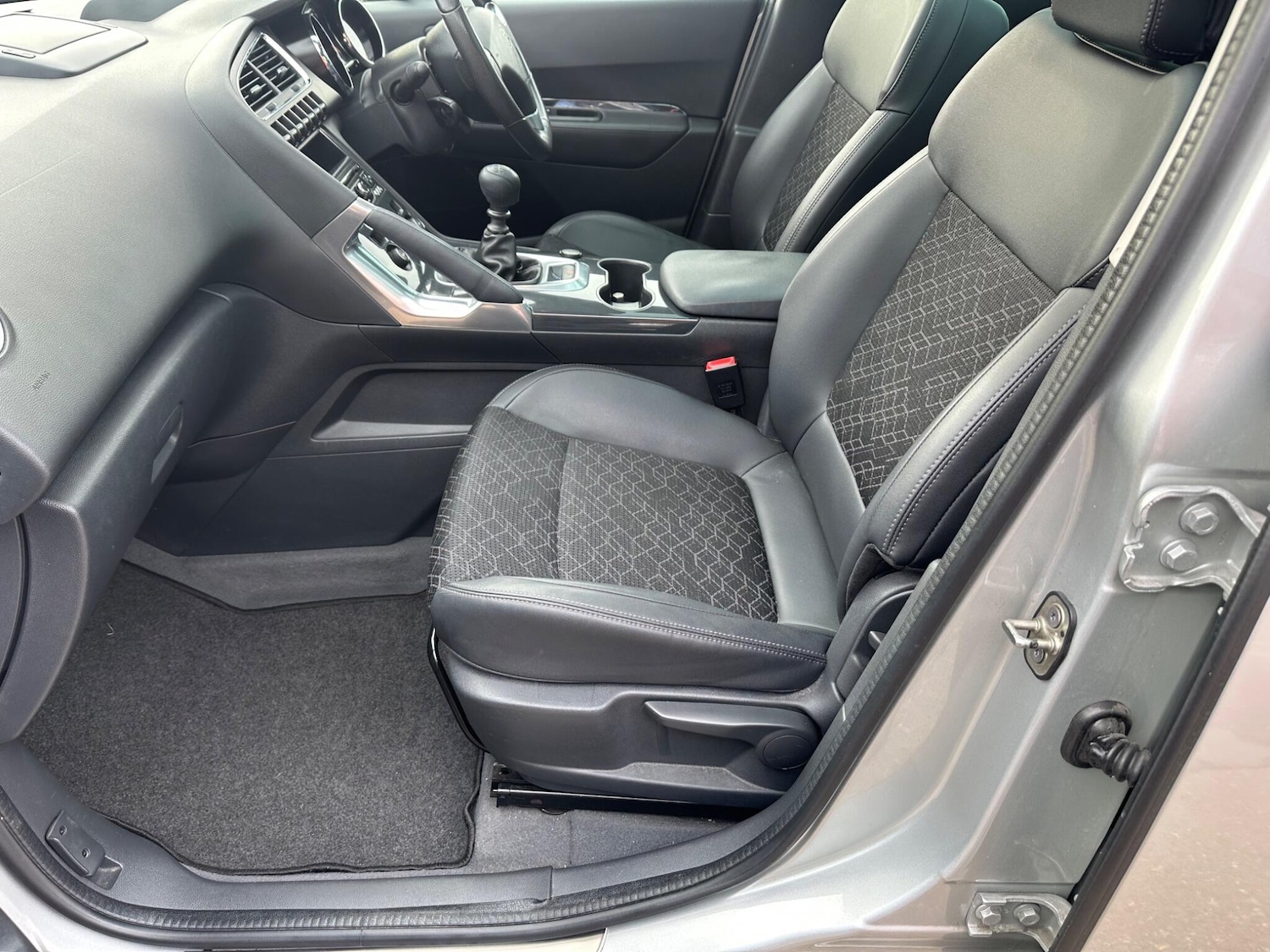 Used Peugeot 3008 2016 for sale - 76457175: Photo 15