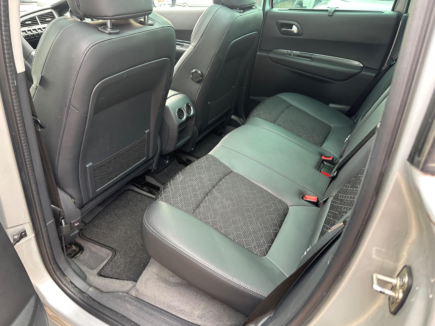 Used Peugeot 3008 2016 for sale - 76457175: Photo 17