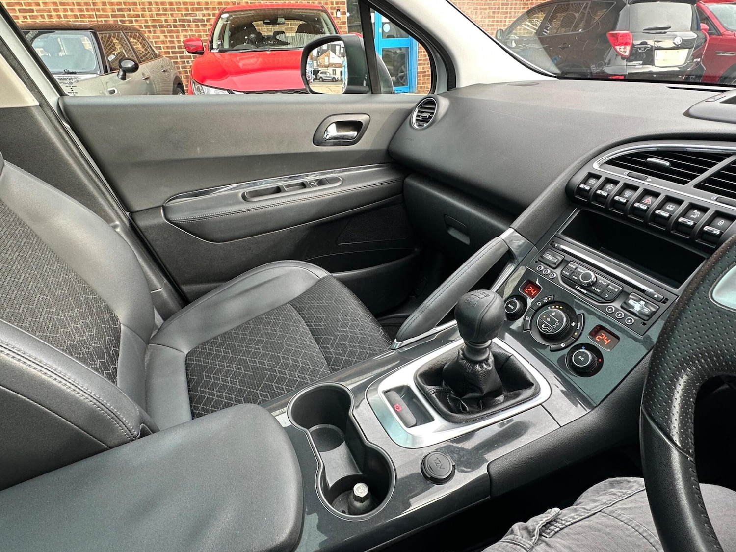 Used Peugeot 3008 2016 for sale - 76457175: Photo 32