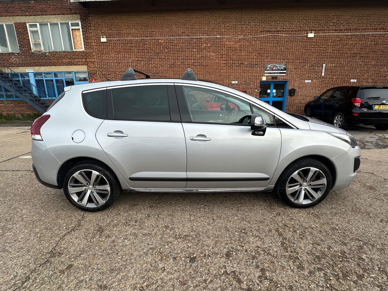 Used Peugeot 3008 2016 for sale - 76457175: Photo 8