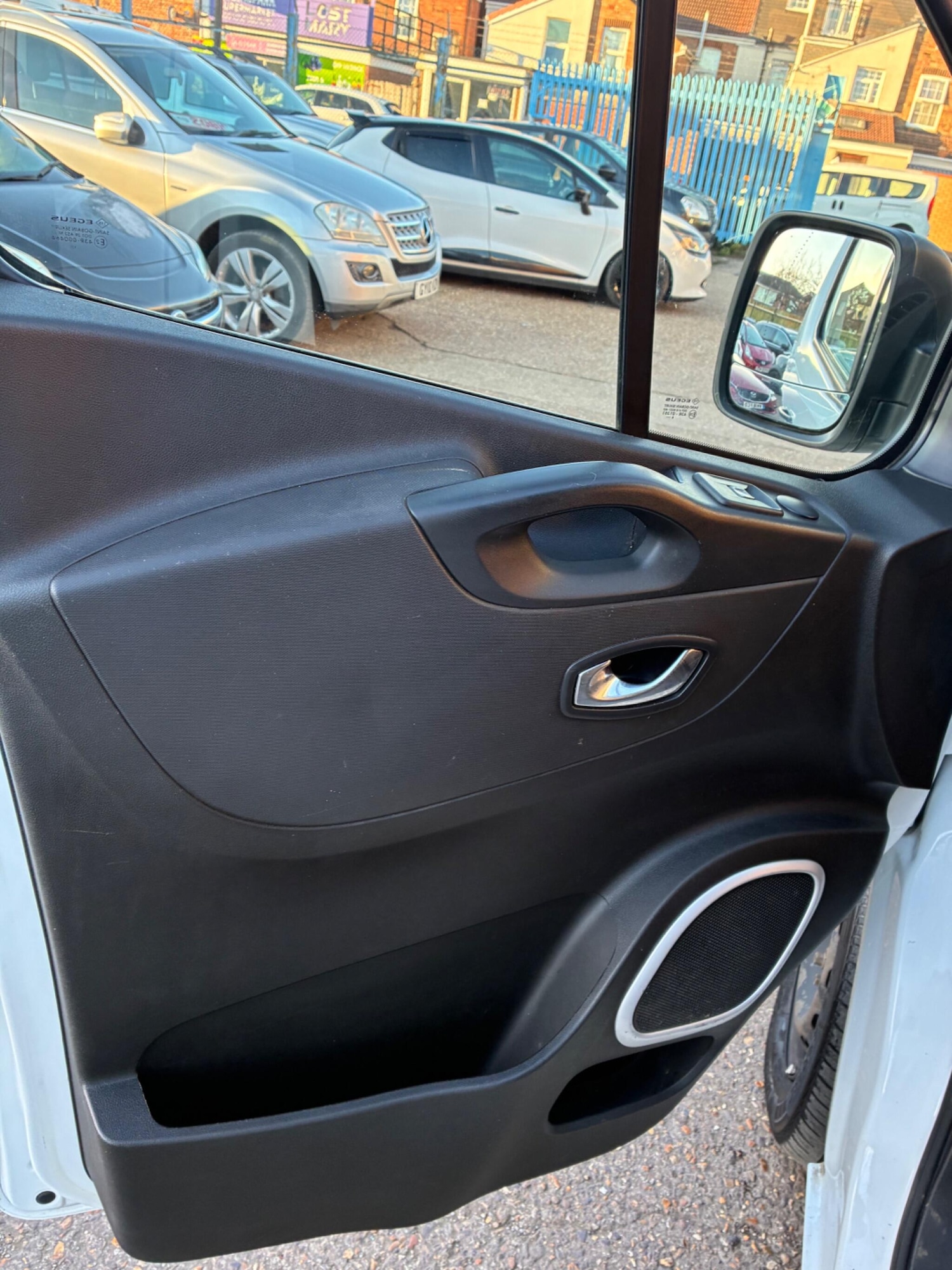 Used Vauxhall Vivaro 2018 for sale - 77098029: Photo 11