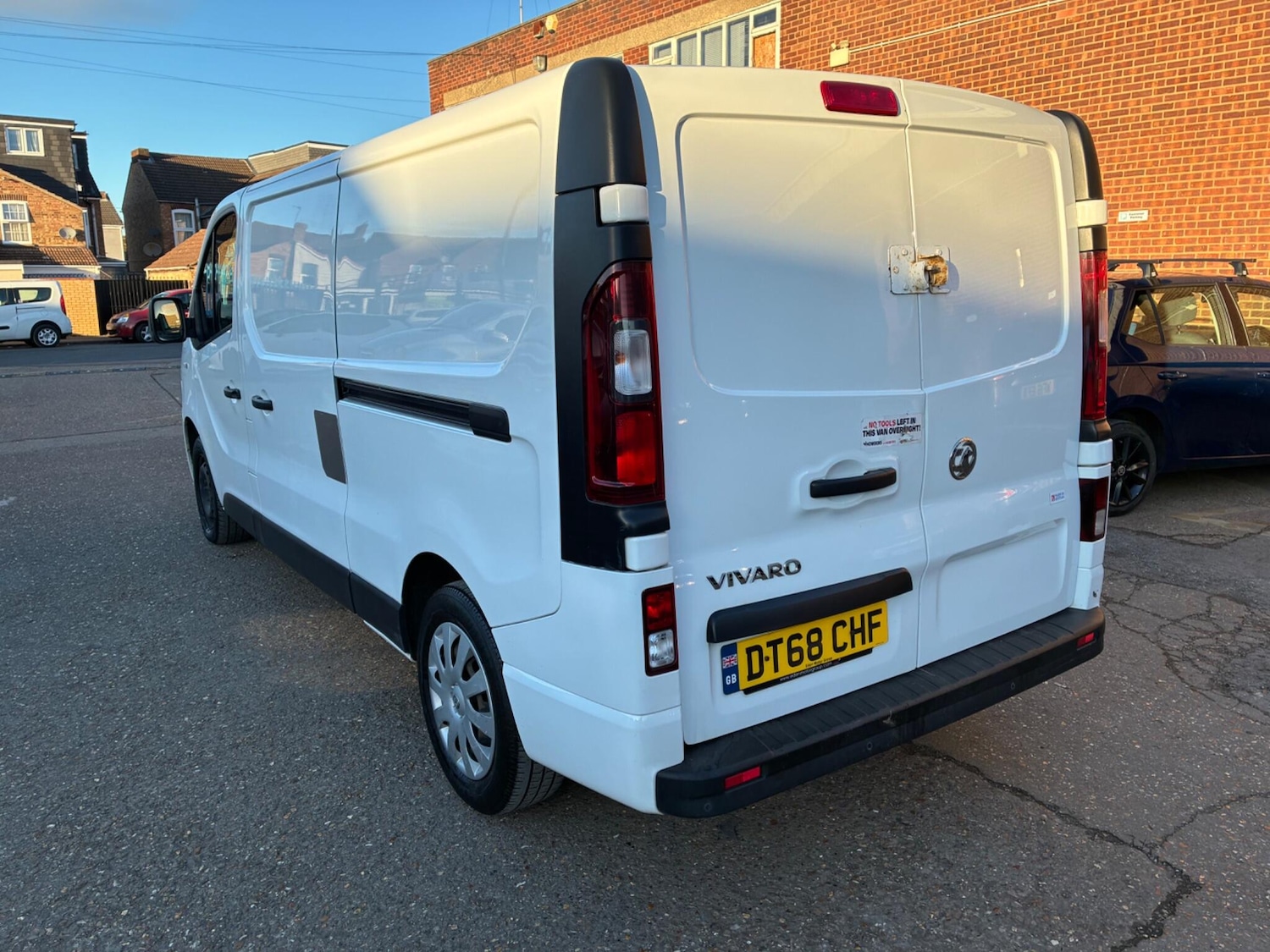 Used Vauxhall Vivaro 2018 for sale - 77098029: Photo 5