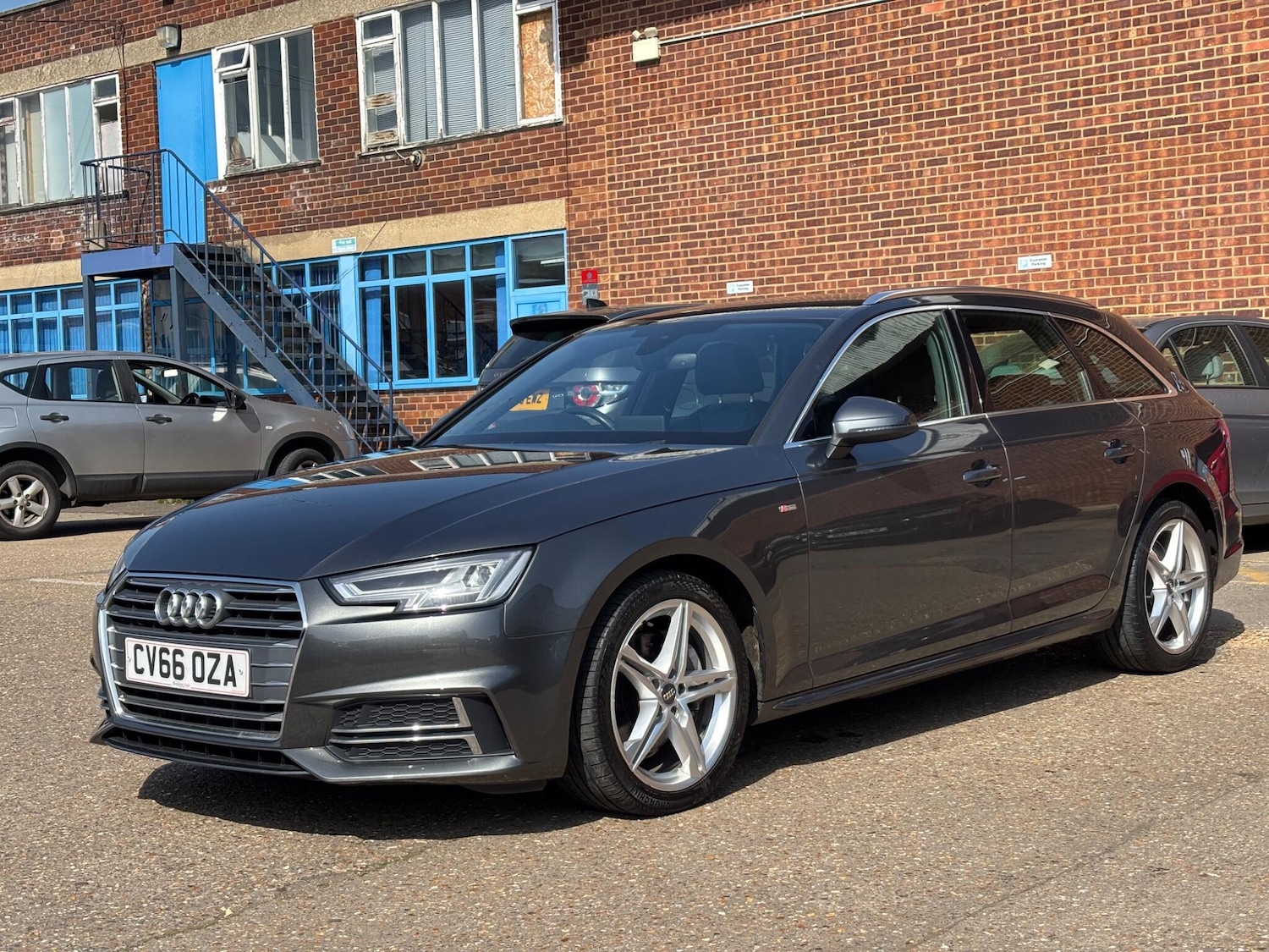 Used Audi A4 2016 for sale - 78171441: Photo 3