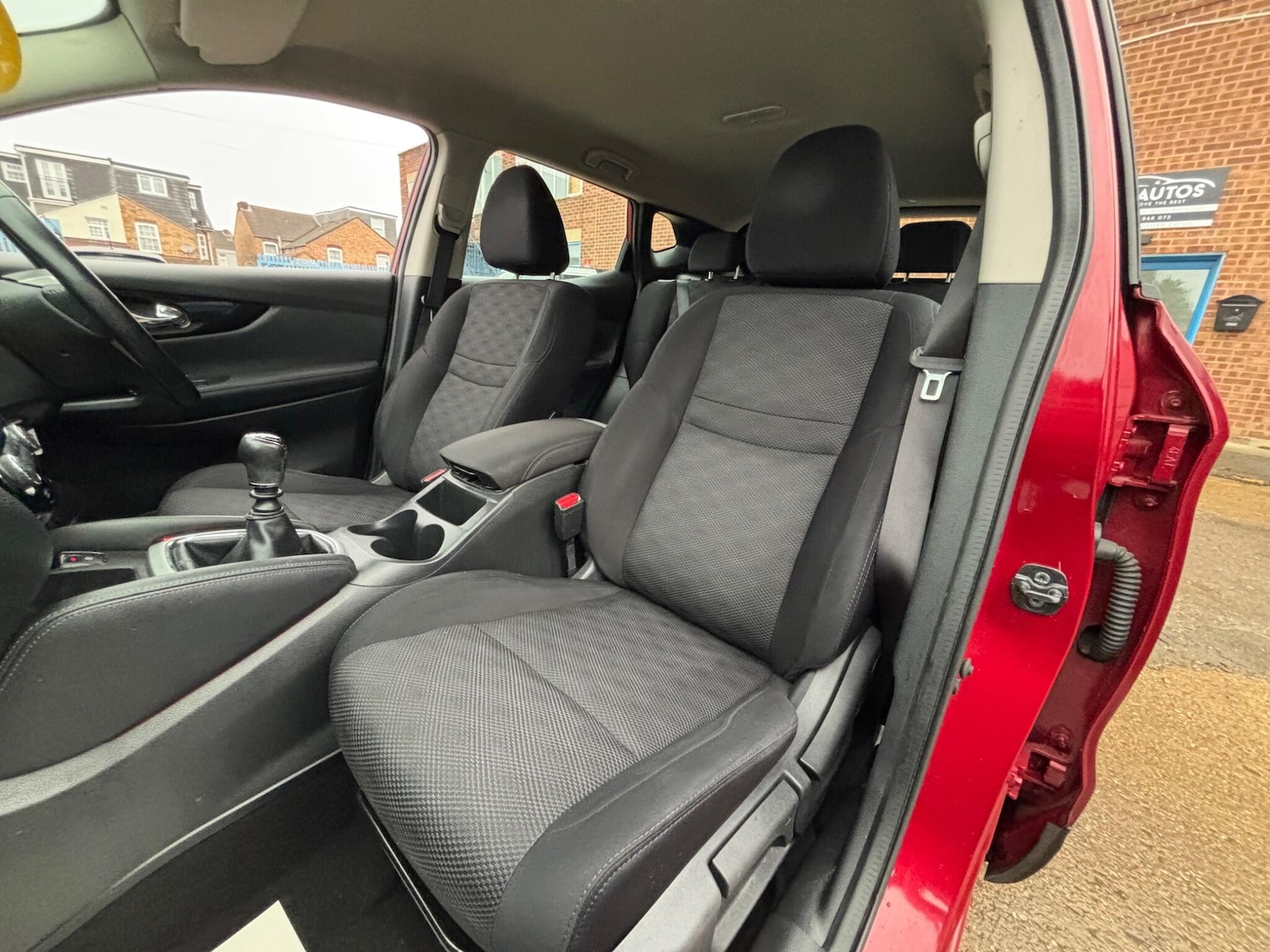 Used Nissan Qashqai 2017 for sale - 76666894: Photo 10