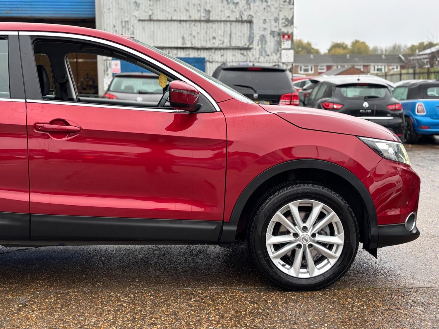 Used Nissan Qashqai 2017 for sale - 76666894: Photo 14