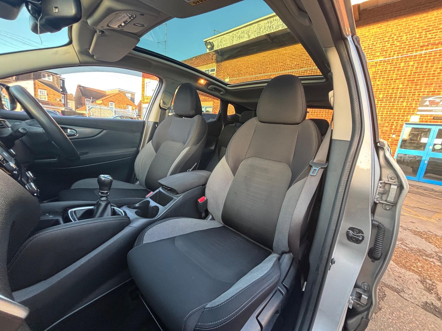 Used Nissan Qashqai 2017 for sale - 76927007: Photo 11