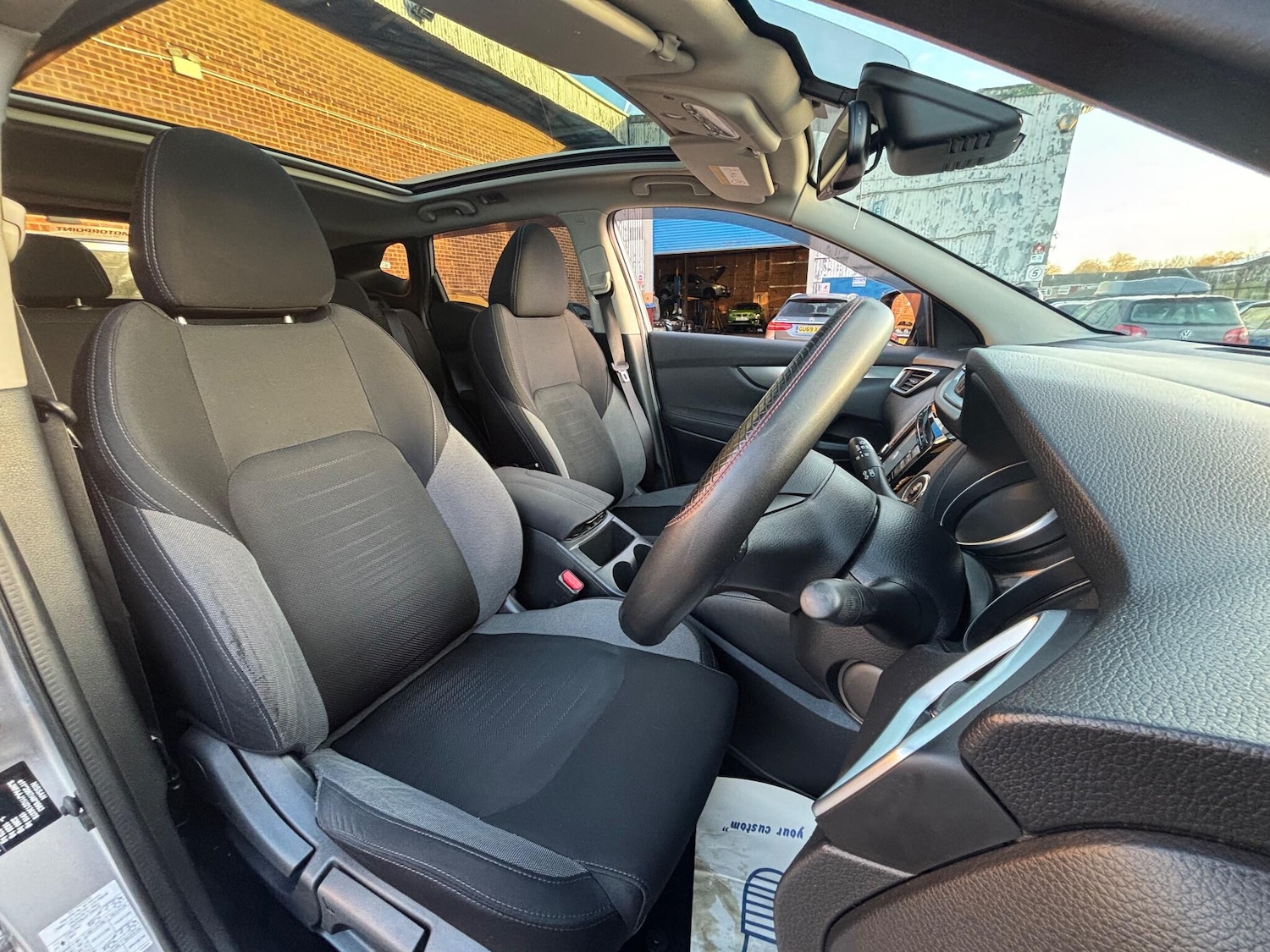 Used Nissan Qashqai 2017 for sale - 76927007: Photo 13