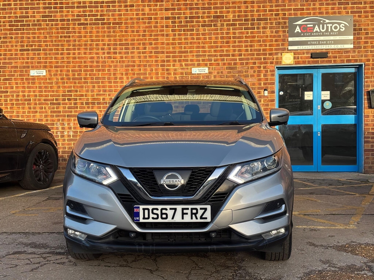 Used Nissan Qashqai 2017 for sale - 76927007: Photo 2