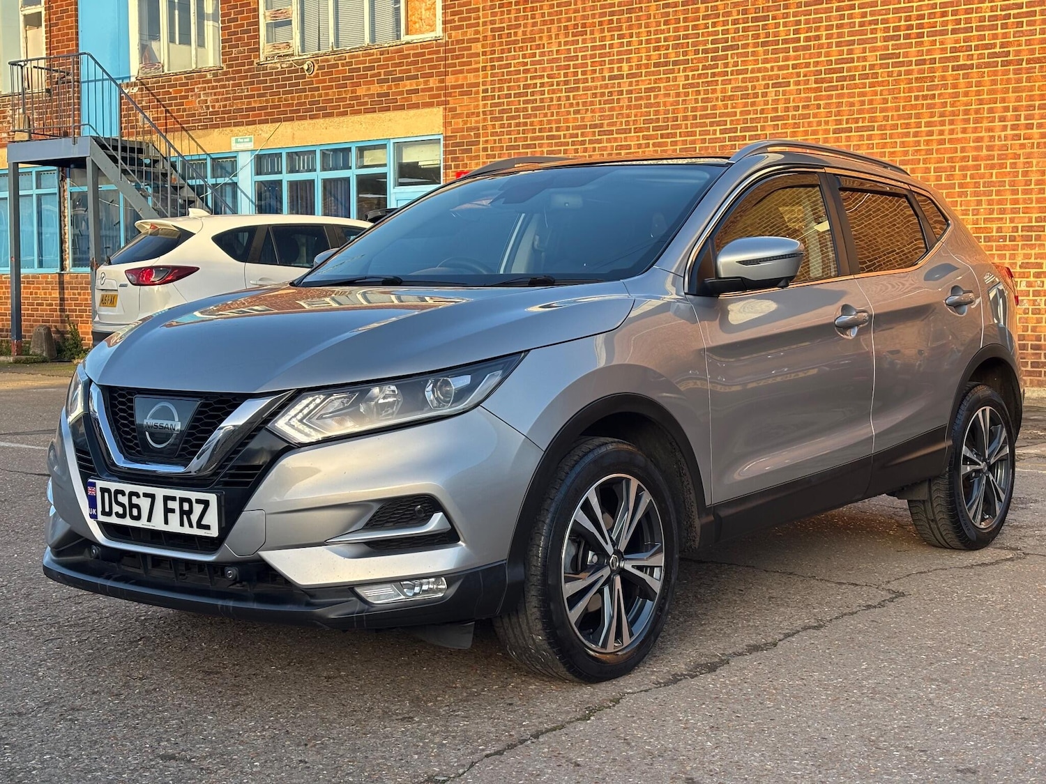 Used Nissan Qashqai 2017 for sale - 76927007: Photo 8