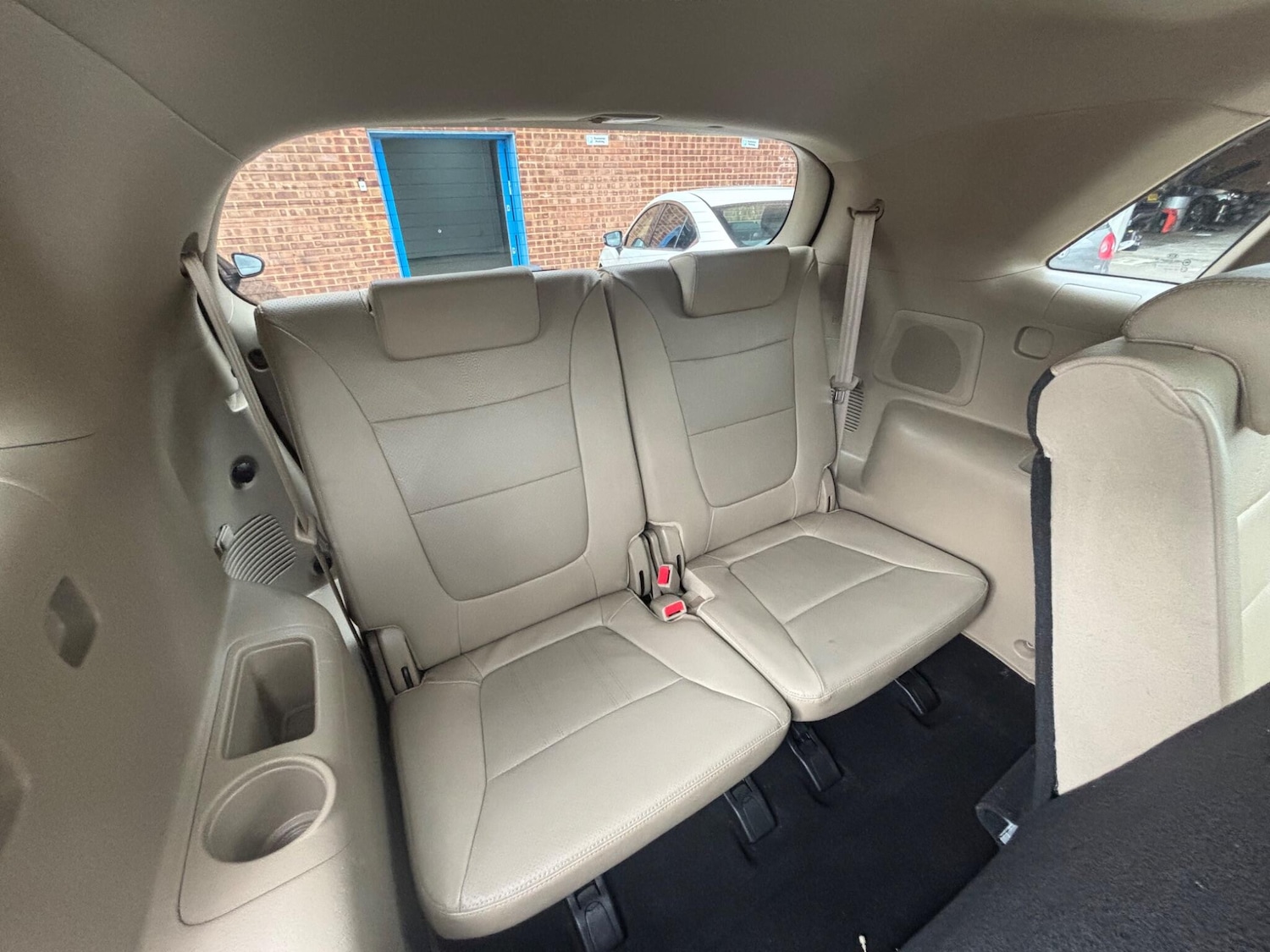 Used Kia Sorento 2011 for sale - 76727921: Photo 13