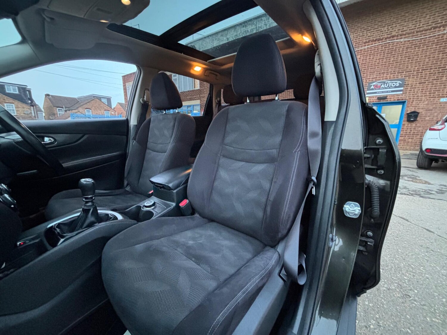 Used Nissan X-Trail for sale - 77586766: Photo 27