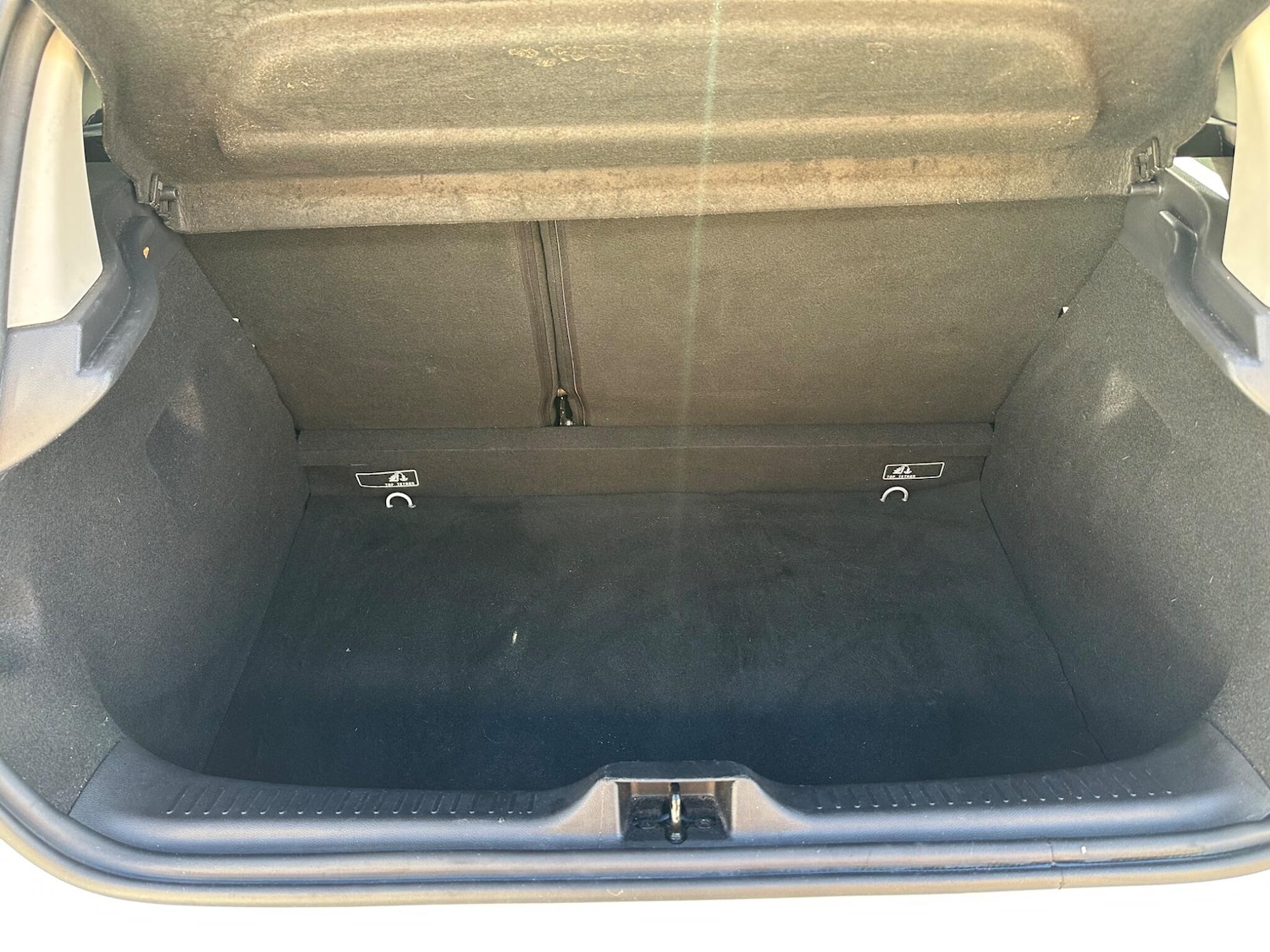 Used Renault Clio 2019 for sale - 75940717: Photo 20