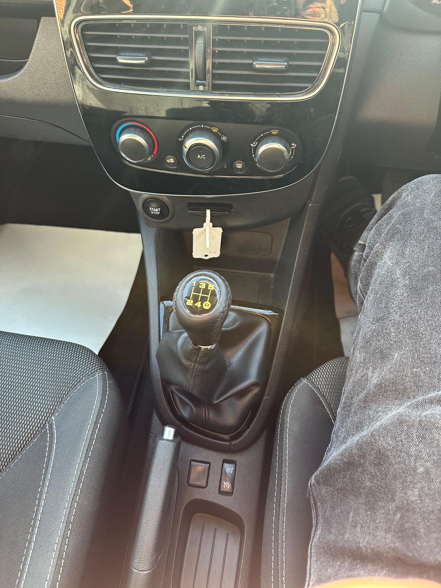 Used Renault Clio 2019 for sale - 75940717: Photo 30
