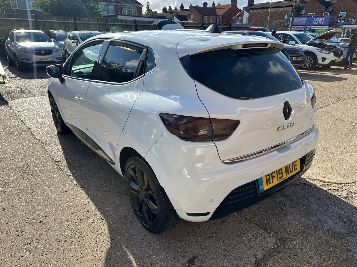 Used Renault Clio 2019 for sale - 75940717: Photo 6