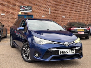 Used Toyota Avensis 2015 for sale - 77994148: Photo