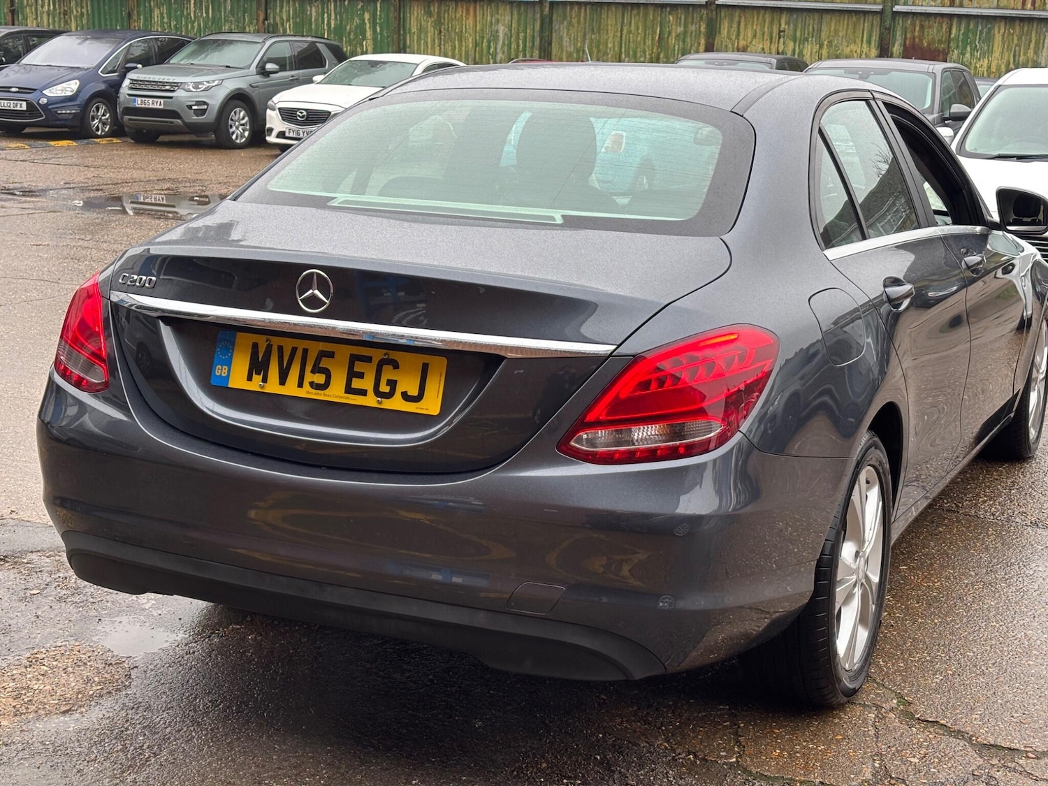 Used Mercedes-Benz C Class 2015 for sale - 76592928: Photo 11