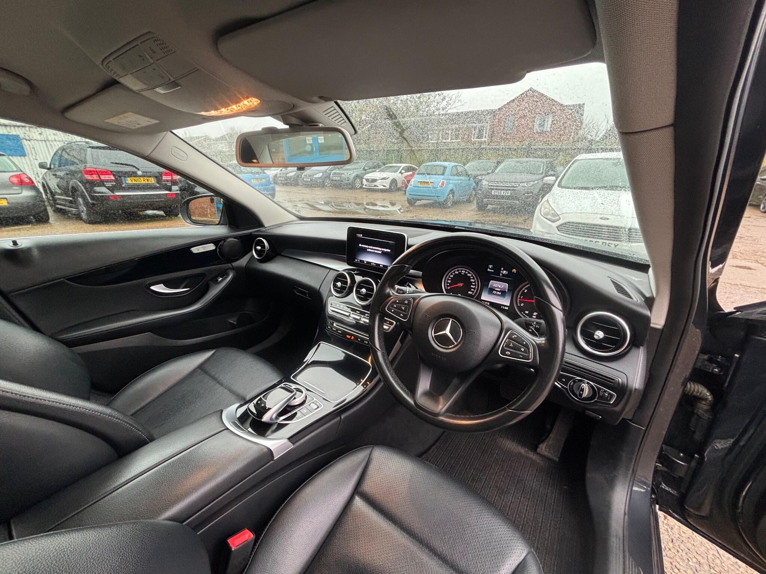 Used Mercedes-Benz C Class 2015 for sale - 76592928: Photo 12