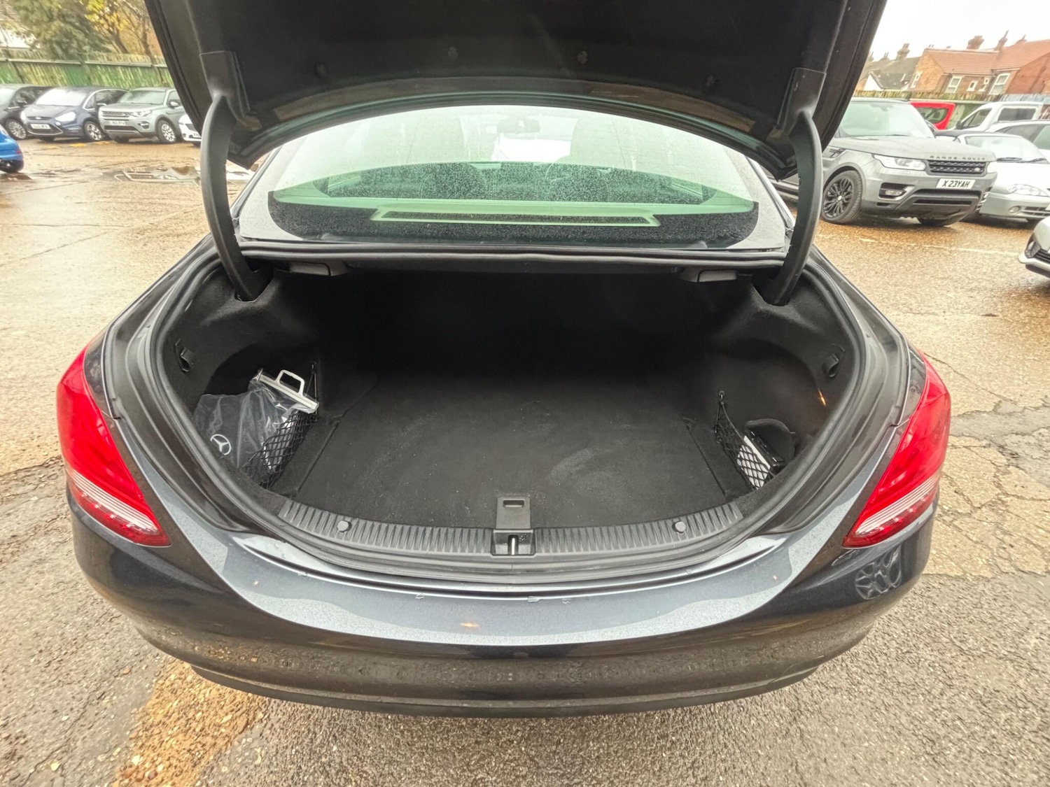 Used Mercedes-Benz C Class 2015 for sale - 76592928: Photo 21