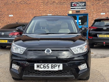 Used Ssangyong Tivoli 2016 for sale - 76246808: Photo 2
