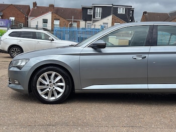 Used Skoda Superb 2018 for sale - 78947231: Photo