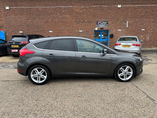 Used Ford Focus 2016 for sale - 76260436: Photo 10