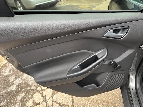 Used Ford Focus 2016 for sale - 76260436: Photo 19