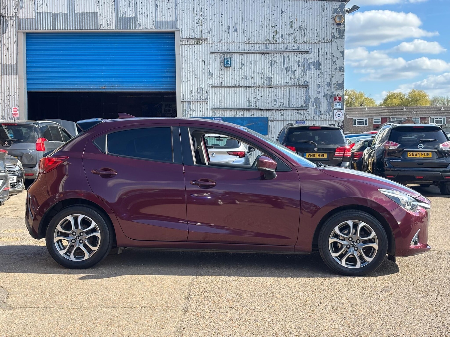 Used Mazda Mazda2 2017 for sale - 78116511: Photo 9