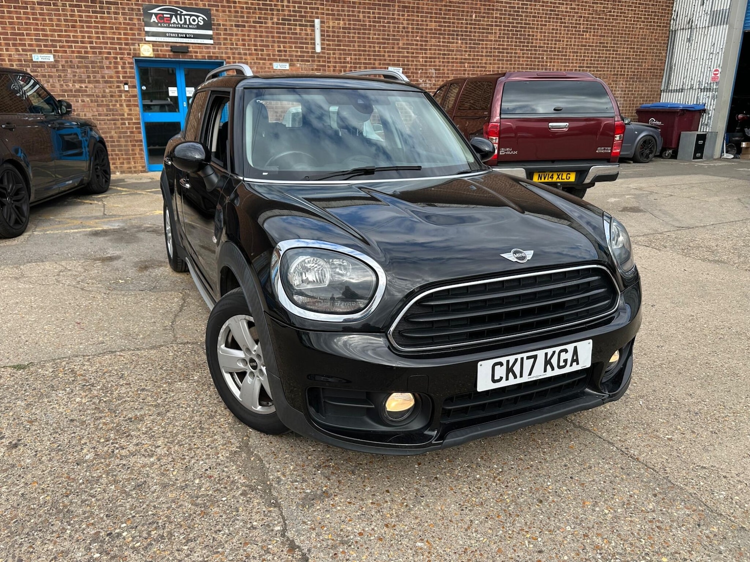 Used MINI Countryman 2017 for sale - 77097564: Photo 2