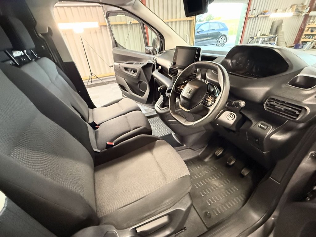 Used Peugeot Partner 2019 for sale - 76546436: Photo 36