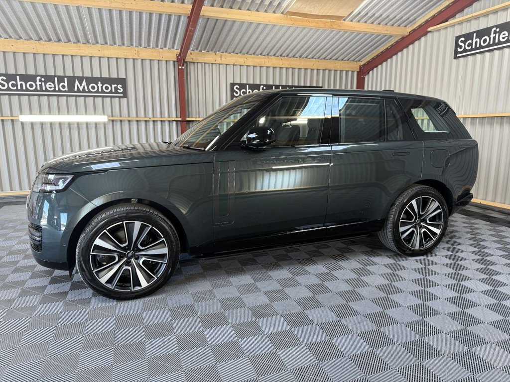 Used Land Rover Range Rover 2024 for sale - 77287478: Photo 2