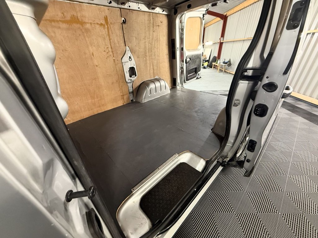 Used Renault Trafic 2019 for sale - 76345407: Photo 48