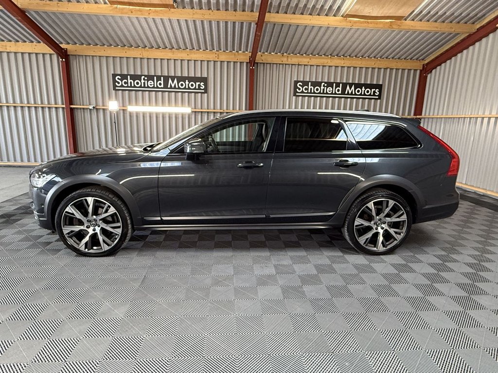 Used Volvo V90 2018 for sale - 76048428: Photo 17