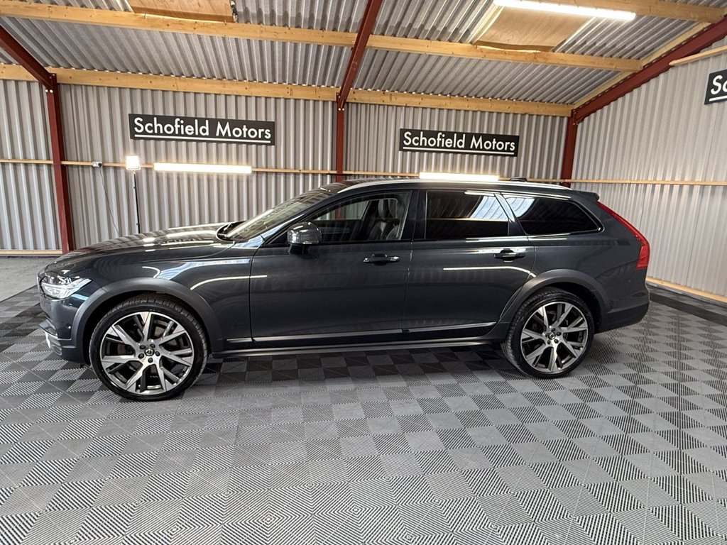 Used Volvo V90 2018 for sale - 76048428: Photo 18