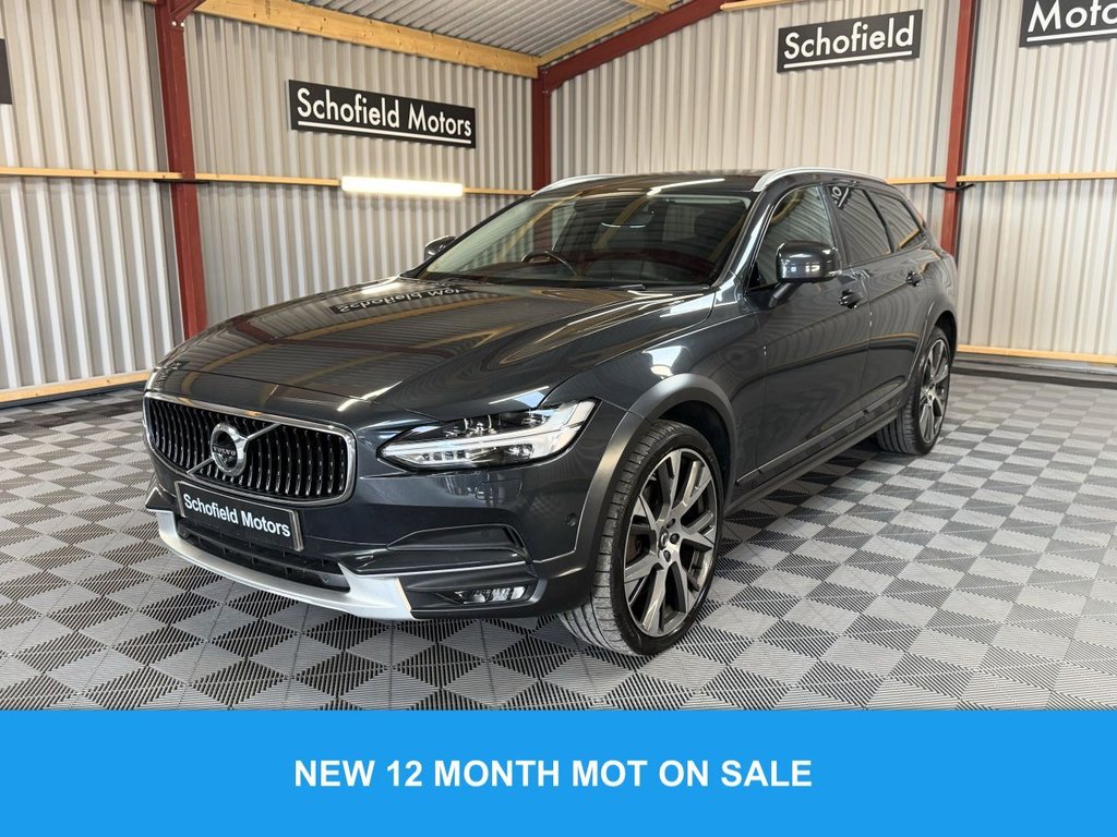 Used Volvo V90 2018 for sale - 76048428: Photo 2
